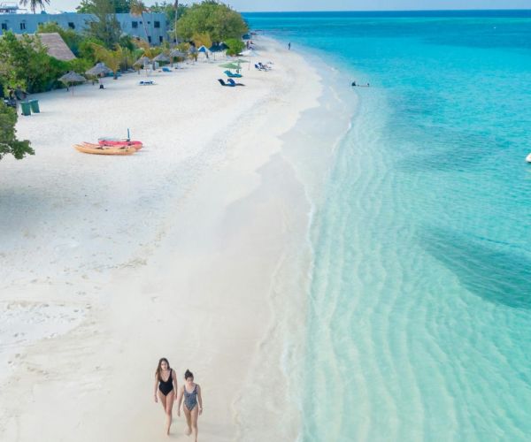 Requisitos de entrada a Maldivas para viajeros españoles 2025